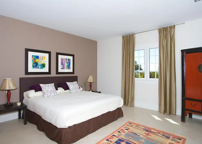 Perla Puerto del Carmen (Lanzarote)